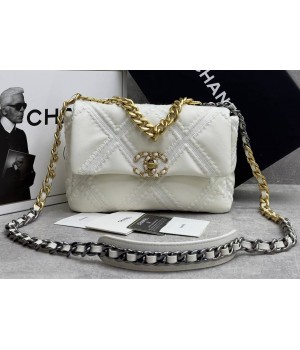 Сумка Chanel 19 Flap White