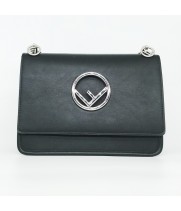 Сумка Fendi Kan черная