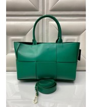 Сумка-тоут Bottega Veneta Arco small зеленая