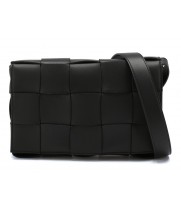 Bottega Veneta сумка Cassette черная
