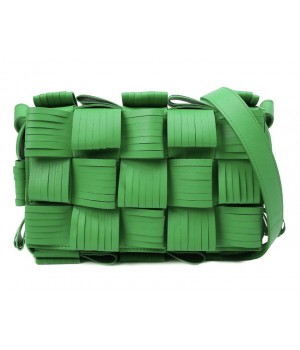 Bottega Veneta сумка Cassette зеленая