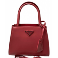 Prada сумка Saffiano красная 