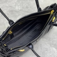 Сумка Prada Baguette Black