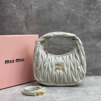 Сумка Miu Miu Hobo White