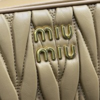 Сумка Miu Miu Crossbody Beige