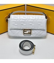 Сумка Fendi Baguette White с узором FF