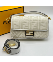 Сумка Fendi Baguette Canva White с узором FF